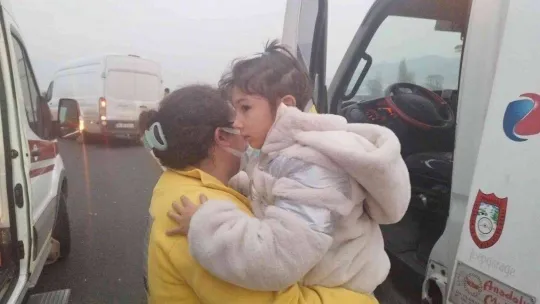 Otoyolda can pazarı: 1'i ağır 5 yaralı