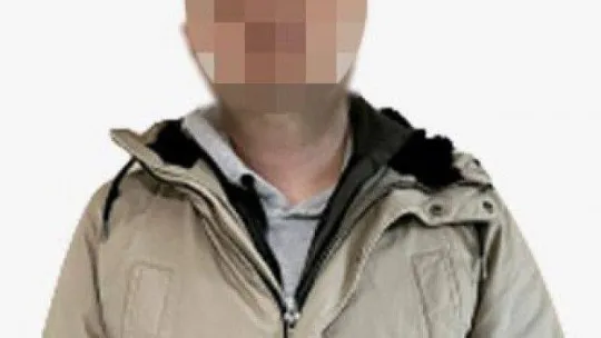 Oyuncak tabancayla kuyumcuya giren şüpheli kamerada