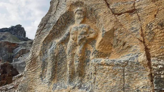 (Özel) 2000 yıllık Herkül ilgi odaği haline geldi