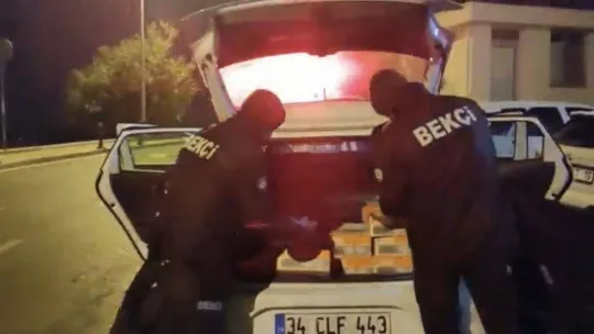 (Özel) Beşiktaş'ta akılalmaz uyuşturucu sevkiyatı: Prizlerin içerisinde kokain bulundu