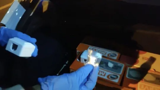 (Özel) Beşiktaş'ta akılalmaz uyuşturucu sevkiyatı: Prizlerin içerisinde kokain bulundu