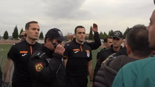 (ÖZEL) Bilecik'te amatör maç sonu ortalık karıştı