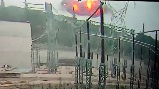 (Özel) Bursa'daki uçak kazası kamerada...Gökyüzünde 380 bin voltla gelen ölüm