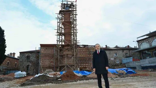 (Özel) Bursa'nın Unesco Dünya Miras listesindeki tarihi projesinde şok...'Aslında mezarların üzerinde geziyormuşuz'