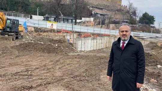 (Özel) Bursa'nın Unesco Dünya Miras listesindeki tarihi projesinde şok...'Aslında mezarların üzerinde geziyormuşuz'