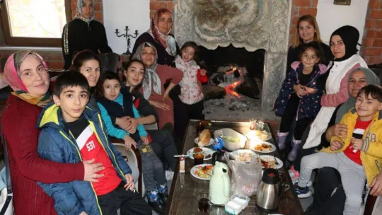 Özel çocuklar, doğayı yürüyüp at binerek sonbaharı tanıdı