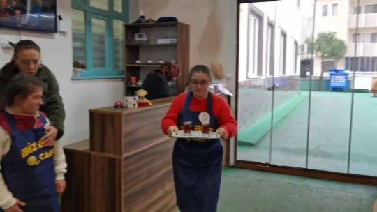 Özel çocukların kafesi