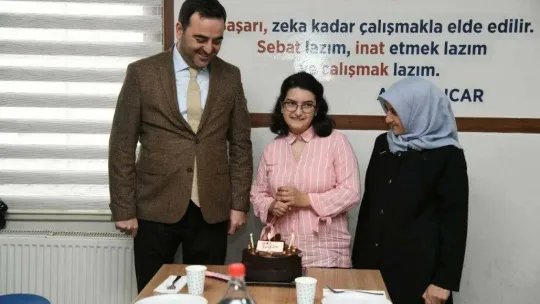 Özel günde özel doğum günü