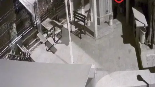 (Özel) Hırsızlar önce yatırlara dua etti, daha sonra muslukları çaldı