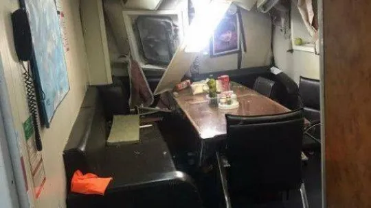 (ÖZEL) İstanbul Boğazı'nda iki geminin çarpıştığı kaza anbean cep telefonu kamerasında