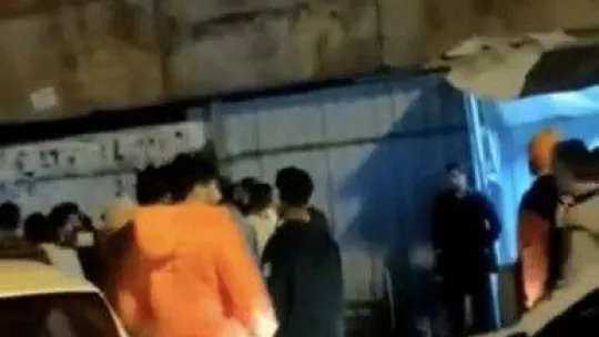 (Özel) İstanbul'da dehşet anları kamerada: Engelli genci bıçaklayıp parasını gasp ettiler