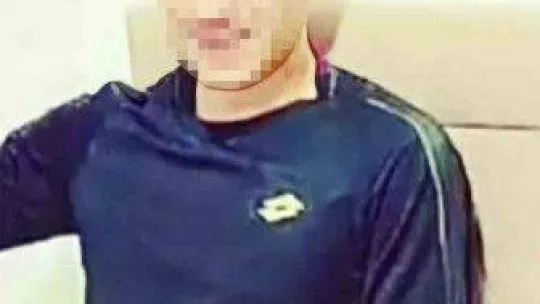 İstanbul'da kadına kapkaç anları kamerada: Şahsı kovalarken yere düştü