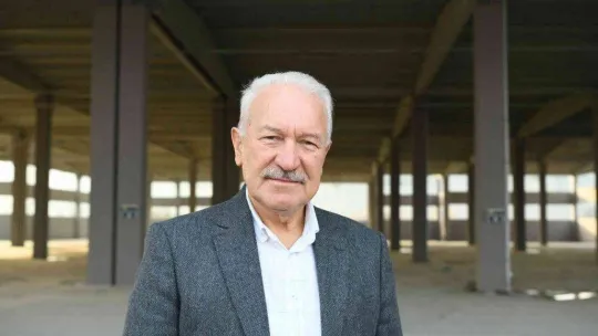 (ÖZEL) Lapseki çatısında elektrik üretilecek kapalı pazaryerine kavuşuyor