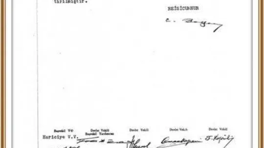 (Özel) Tarih Bölümü Öğretim Üyesi Dr. Mithat Atabay: 'Şehitler Abidesi milletin eseridir'