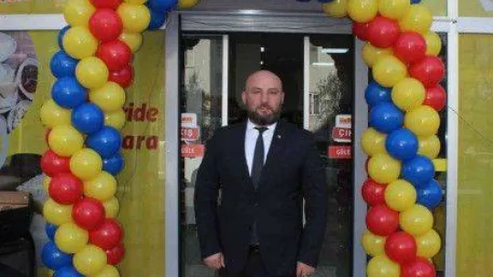 Özhan 51'inci mağazasını Cumhuriyet Mahallesine açtı