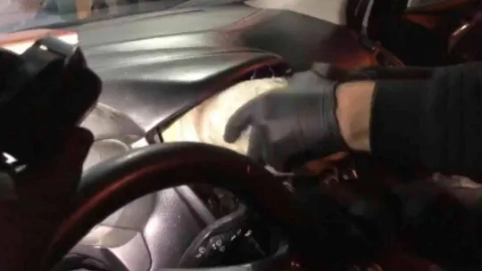 Paket paket uyuşturucuyu sakladıkları yer şaşırttı