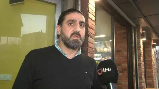 Park halindeki motosikletin anahtarını çalan hırsız kamerada