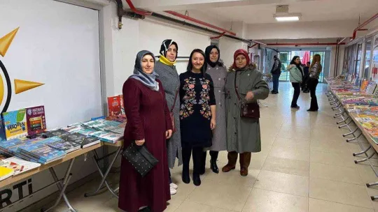 Pazaryeri'nde Kitap Fuarı açıldı