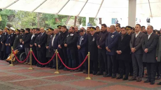 Pençe-Kilit Operasyonu'nda şehit olan Halil İbrahim Yiğit son yolculuğuna uğurlandı