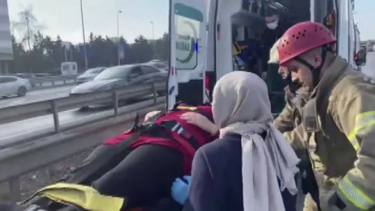 Pendik D-100 Karayolunda zincirleme trafik kazası: 1 yaralı