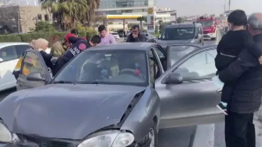 Pendik D-100 Karayolunda zincirleme trafik kazası: 1 yaralı