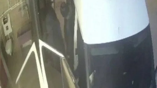 Pendik'te 'Maskeli Beşler' filmi gerçek oldu: 200 bin lira değerinde kombi ve tesisat malzemelerini çaldılar