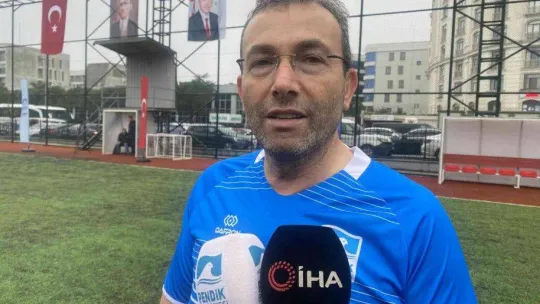 Pendik'te Engelliler Günü'ne özel dostluk maçı: Hakim ve savcılar sahaya çıktı