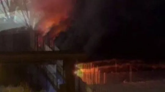 Pendik'te korkutan fabrika yangını