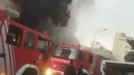 Pendik'te krom kaplama imalathanesinde korkutan yangın