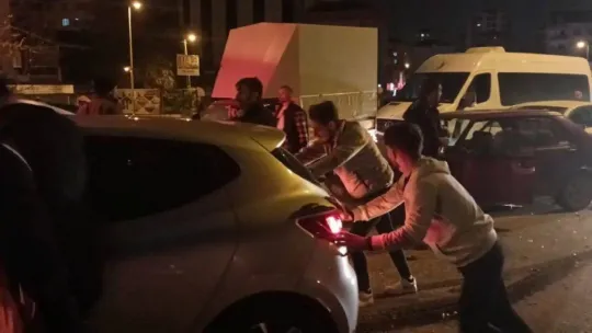 Pendik'te meydana gelen zincirleme trafik kazası trafiği felç etti