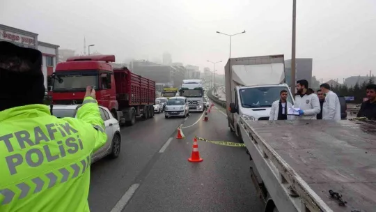 Pendik'te seyir halindeyken kalp krizi geçiren sürücü hayatını kaybetti