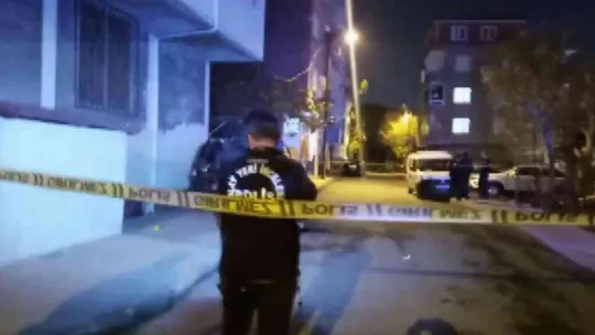 Pendik'te silahlı saldırgan, tartıştığı motosikletliye kurşun yağdırdı