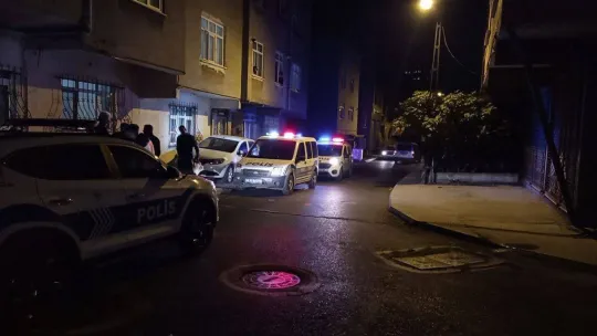 Pendik'te silahlı saldırgan, tartıştığı motosikletliye kurşun yağdırdı