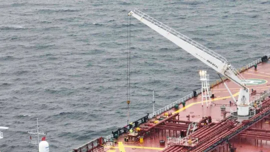 Petrol tankerleri, İstanbul Boğazı açıklarında sıraya girdi