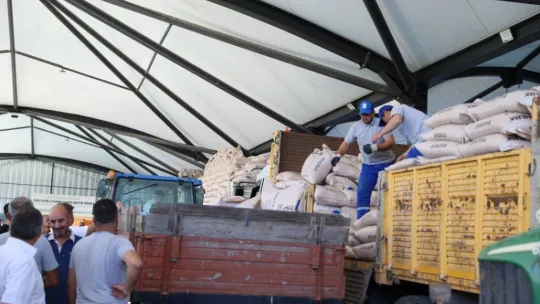 Değirmenköylü çiftçilere 1 milyon TL'lik tohumluk arpa desteği