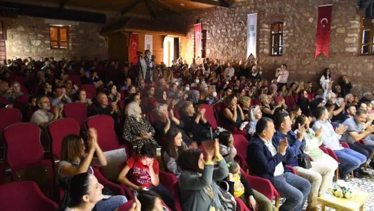 Silivri Belediyesi Bozkırın Tezenesini Andı