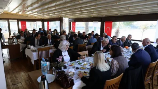 Toğan ve Yılmaz muhtarlarla buluştu