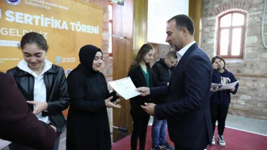 Silivri belediyesinin arıcılık kursunda sertifika heyecanı yaşandı