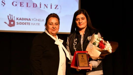 Silivri'de 'Kadına yönelik şiddete hayır' paneli düzenlendi