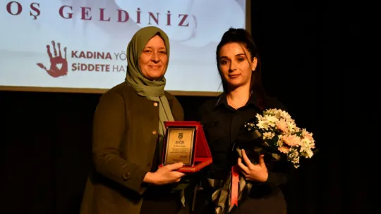 Silivri'de 'Kadına yönelik şiddete hayır' paneli düzenlendi