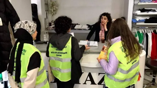 Vatandaşlar sıfır atık konusunda bilgilendiriliyor