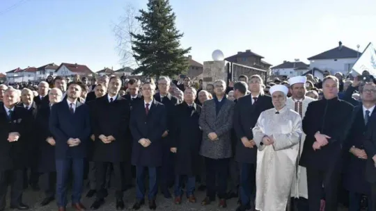 Başkan Yılmaz Bulgaristan'da Şehitleri Anma Törenine Katıldı