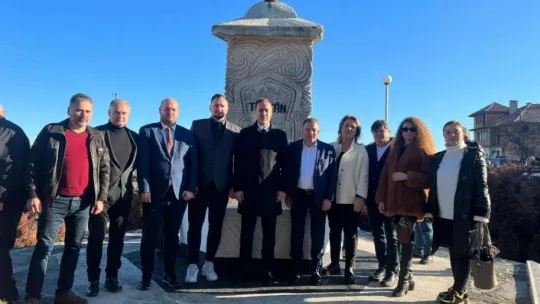 Başkan Yılmaz Bulgaristan'da Şehitleri Anma Törenine Katıldı