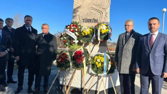 Başkan Yılmaz Bulgaristan'da Şehitleri Anma Törenine Katıldı