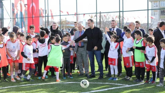 Yoğurthane sakinleri park ve spor sahalarına kavuştu