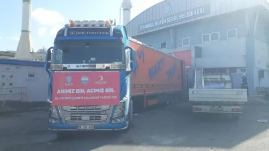Silivri'den deprem bölgesine 15 tır yardım malzemesi