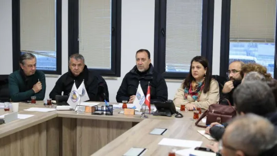 Silivri belediyesinden yoğun kar mesaisi