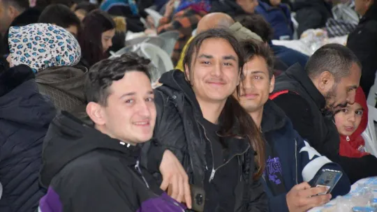 Ramazan çadırında şehit ve gaziler onuruna iftar düzenlendi