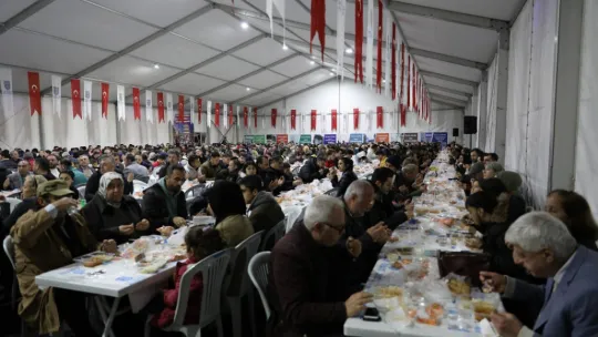 Başkan Yılmaz: 'Tek bilek tek yüreğiz biz Türkiye'yiz'