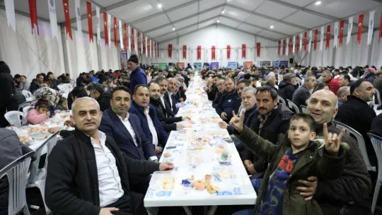 Başkan Yılmaz: 'Tek bilek tek yüreğiz biz Türkiye'yiz'